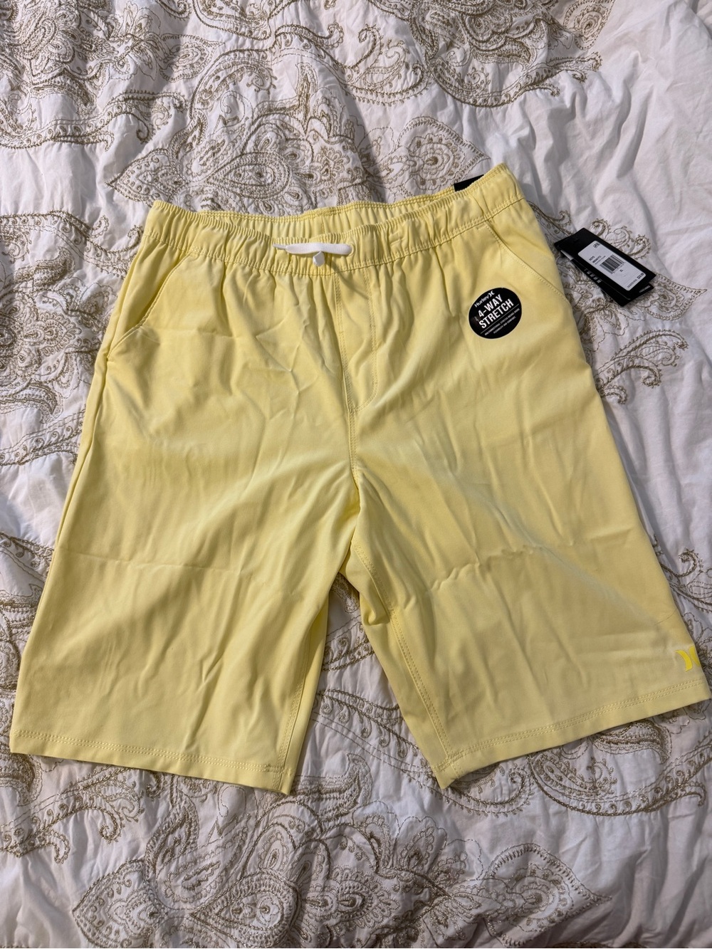 NWT Hurley Size XL Boys 4-way Stretch Short Yellow Drawstring Adjustable Board